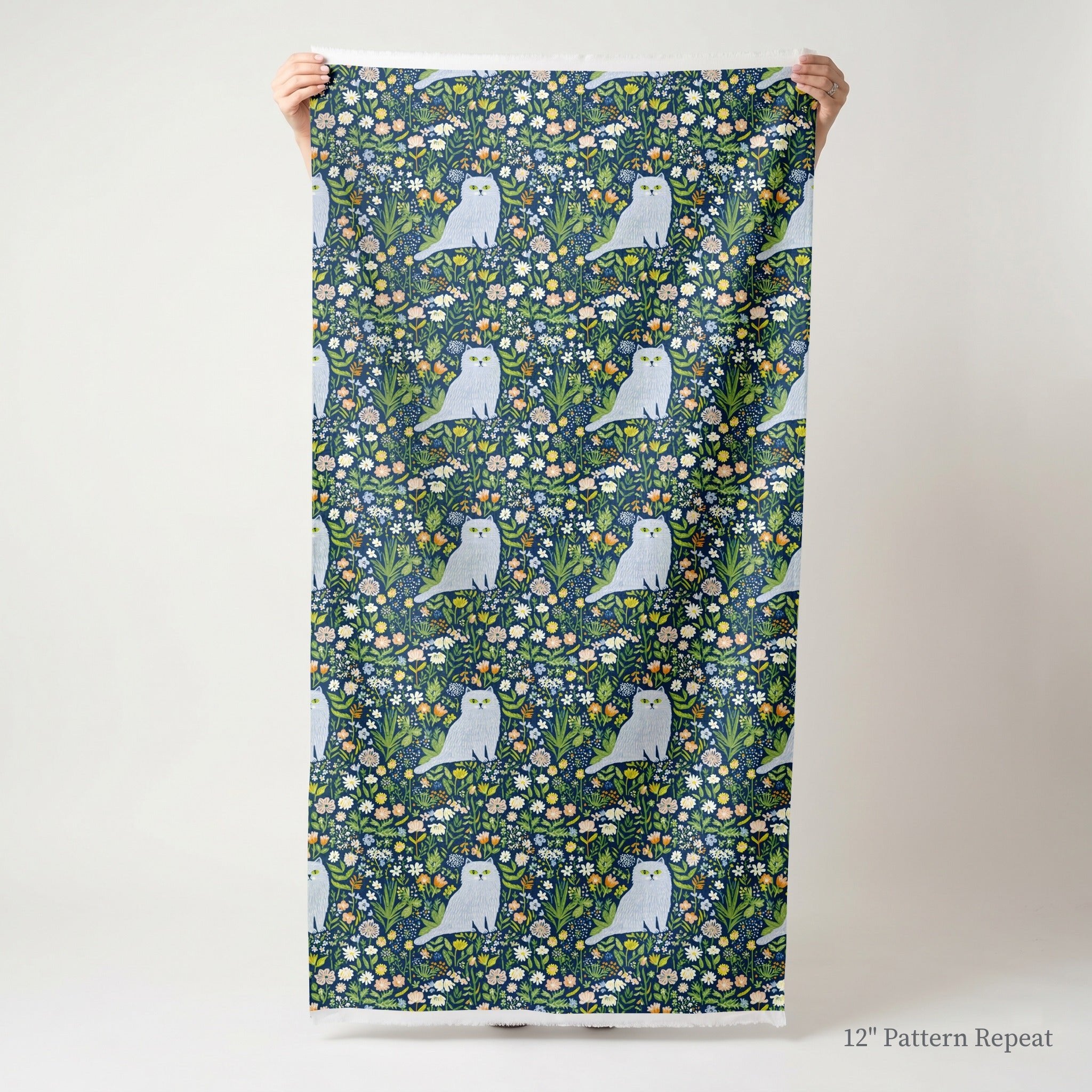 Maine Coon in the Flowers - Fabric - Linen Rowe